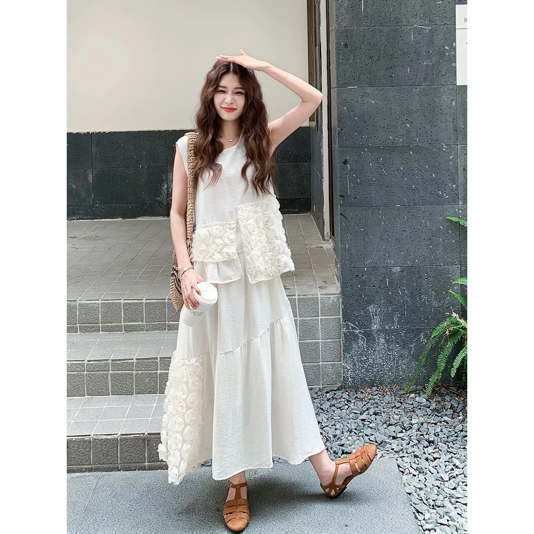 KIKI STUDIO-单法式复古立体花朵拼接背心+不对称半身裙套装30885