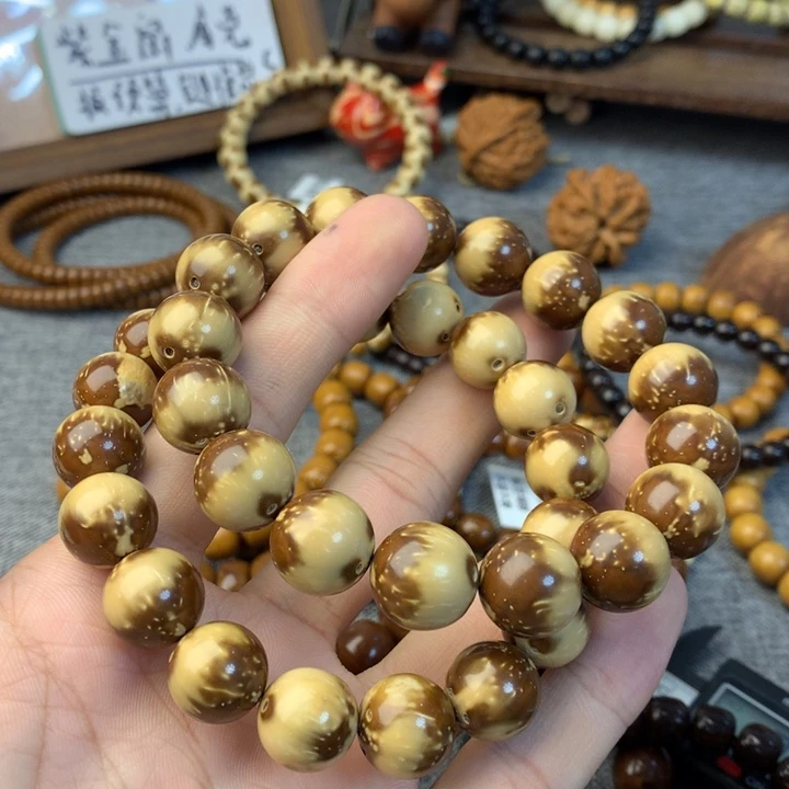 吊坠库克紫金鼠花皮半山水