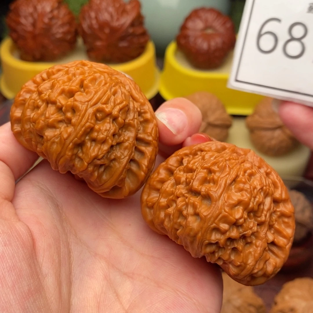 桃核把件白狮47……