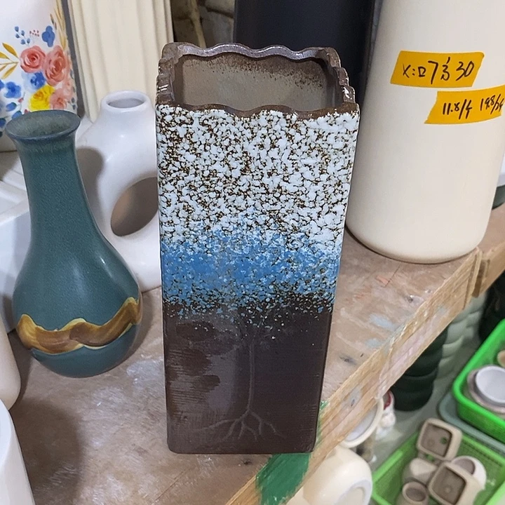 摆件陶盆有孔 瑕疵介意勿拍