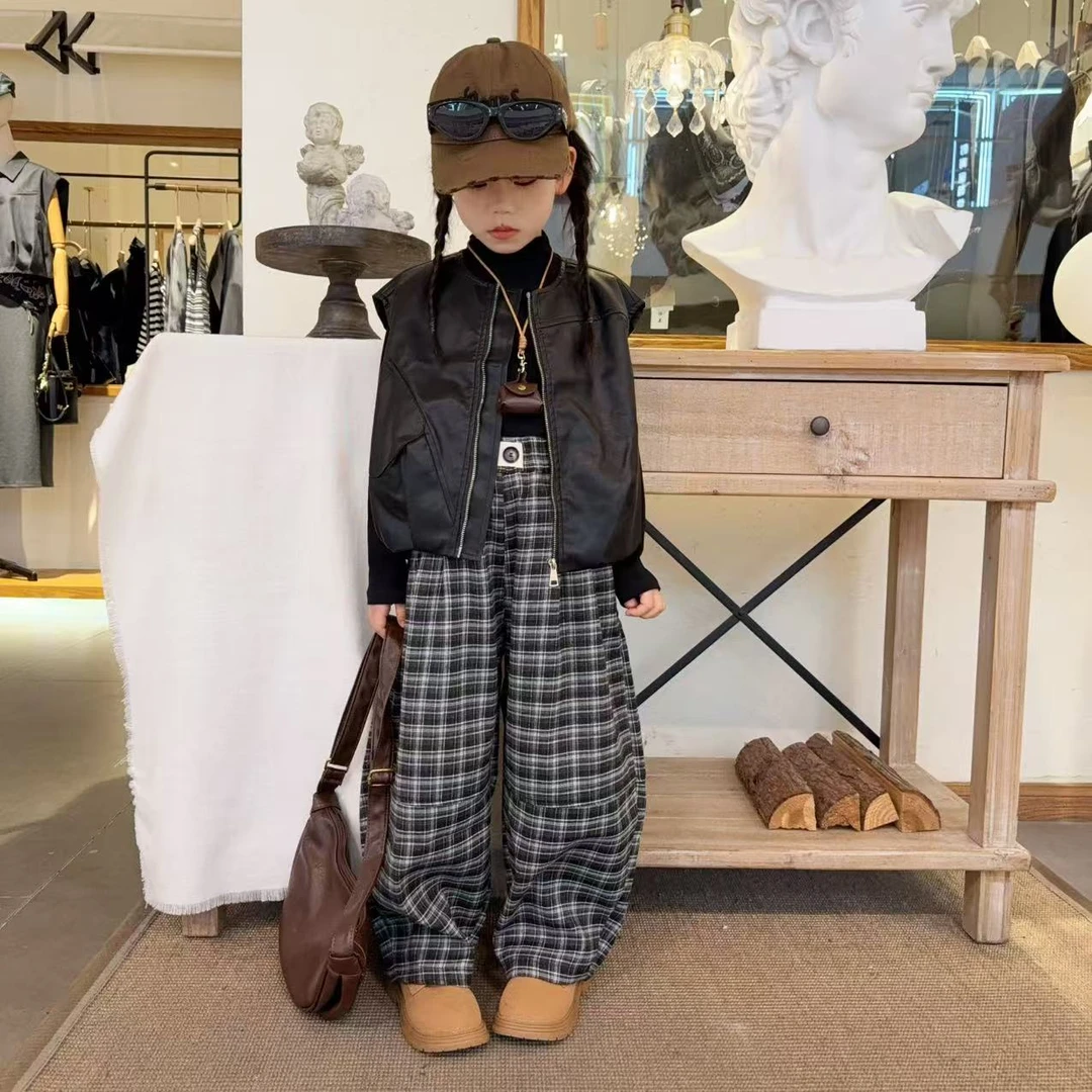 女童2025新款韩版中大童皮马甲格子阔腿裤韩范夹克春秋款套装潮酷