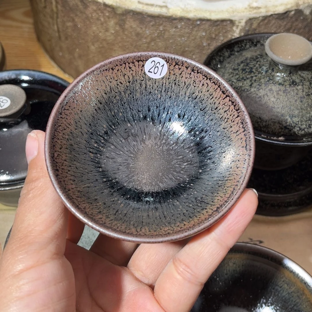 茶盏义兴龙窑坚持真柴烧