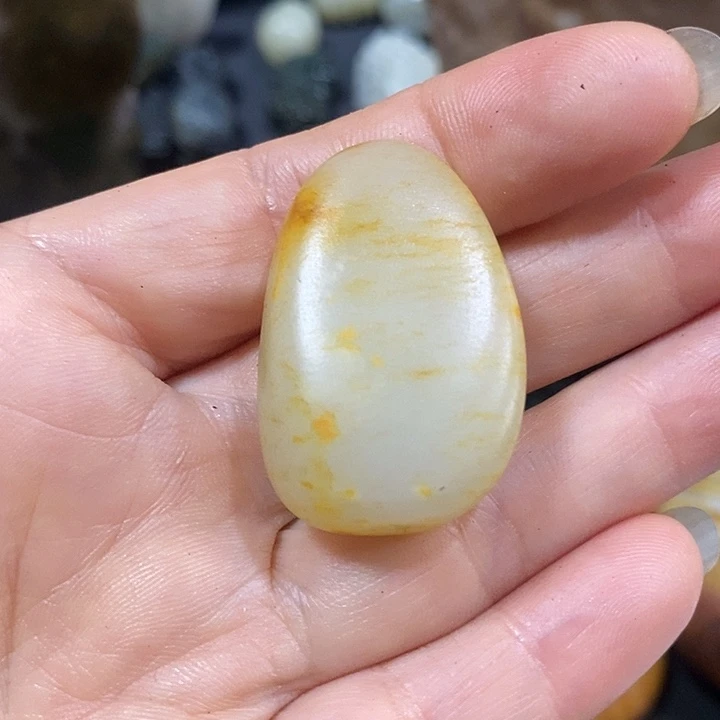 和田玉（糖玉）未镶嵌挂件