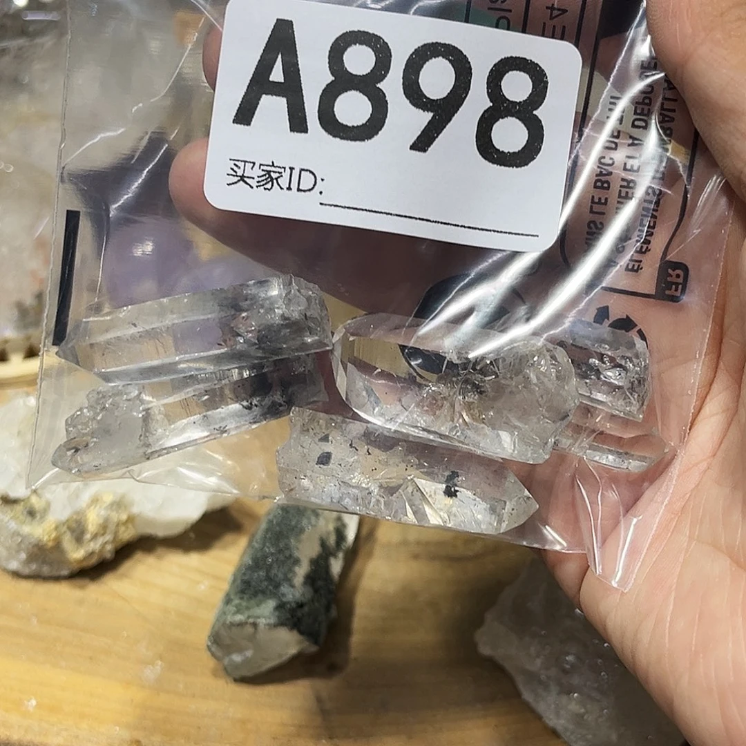 未镶嵌珠宝半成品水晶三*多样性发其一微瑕