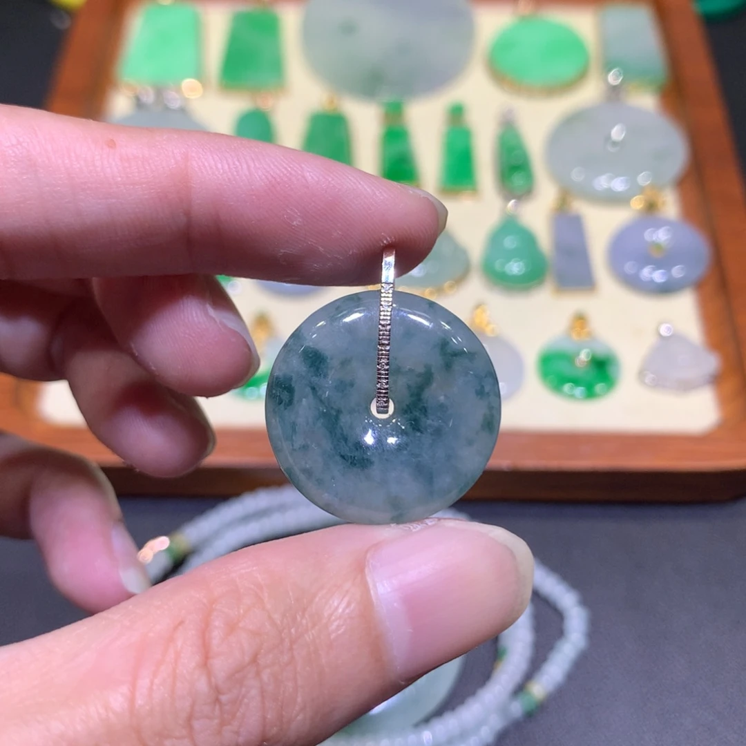 翡翠18K金镶嵌吊坠(不含链)