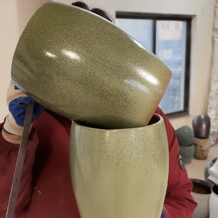 瑕疵高24口16花盆