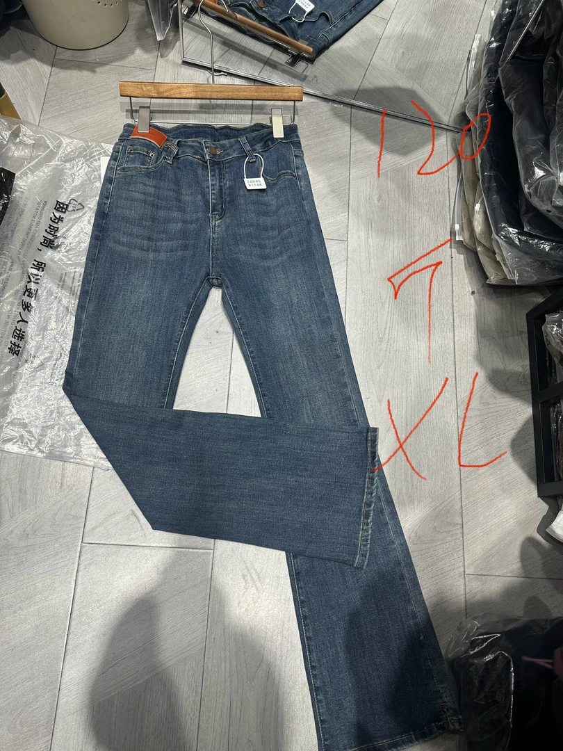 丫头舒适同款牛仔裤