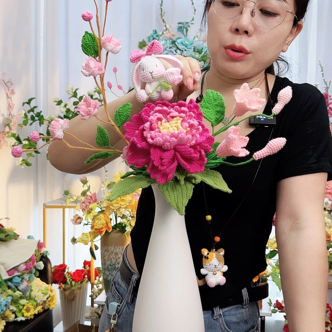 莱赛尔纤维棉手工钩织花束