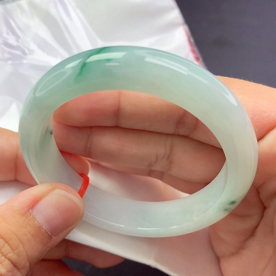 【闪购商品】未镶嵌手镯翡翠700006