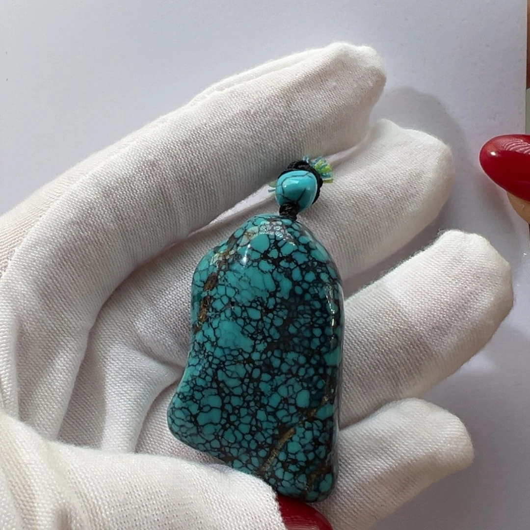 绿松石未镶嵌挂件