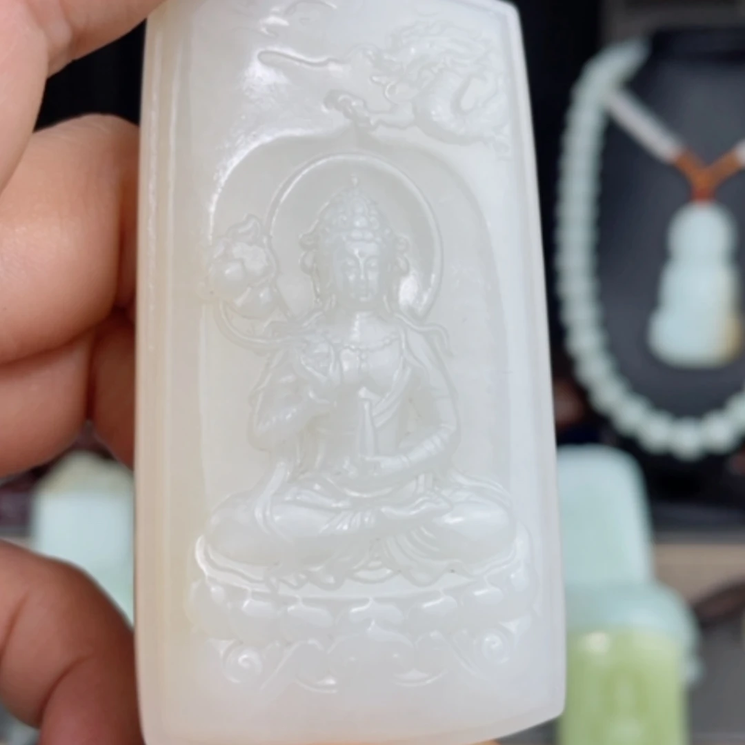 【闪购商品】颈饰未镶嵌和田玉