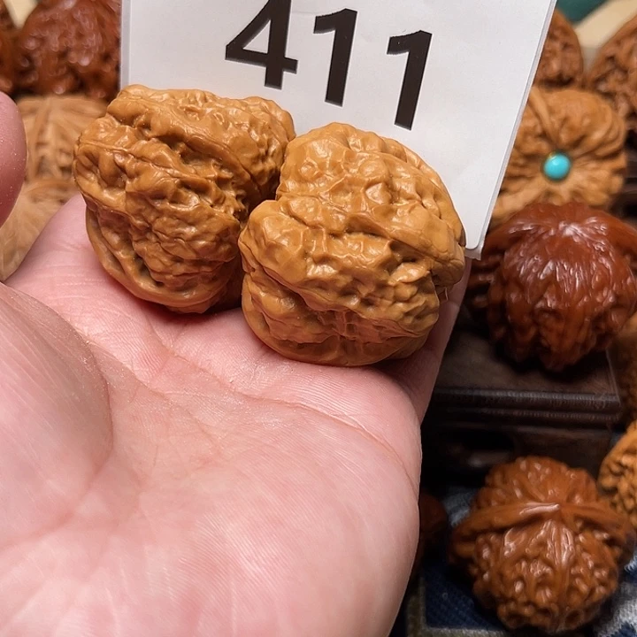 桃核把件蛤蟆。边40。 411