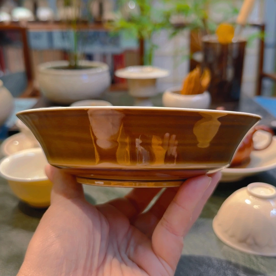 仿宋折腰盘 壶承 双色釉 内刻莲纹 口15.8高4.5