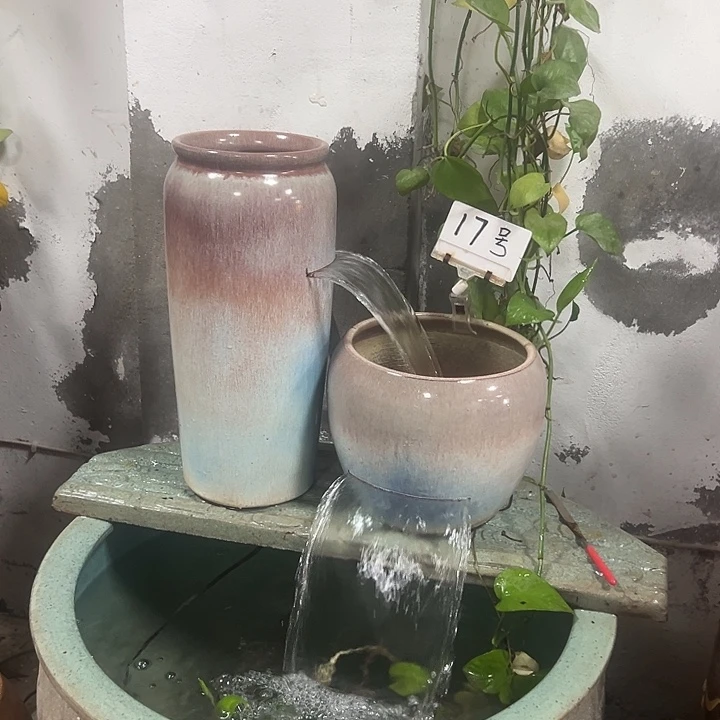 流水罐带23瓦泵弯头软管。上进水