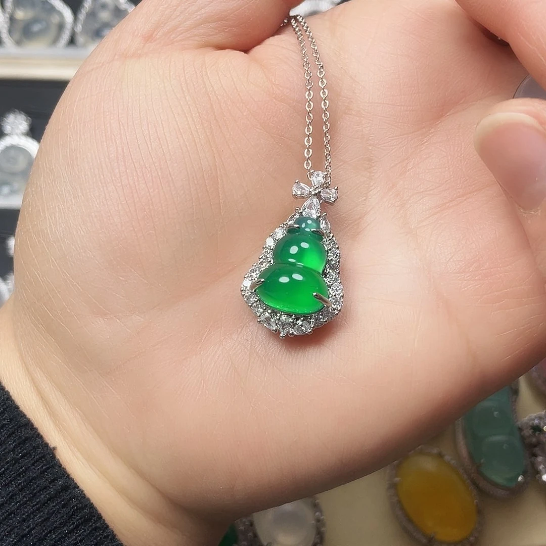 玛瑙/玉髓颈饰合金