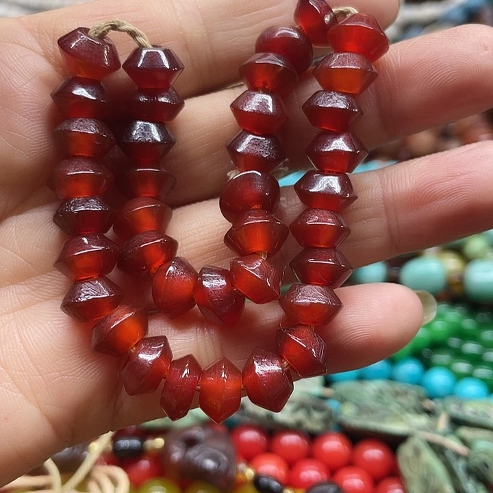 玛瑙/玉髓未镶嵌玛瑙项链。手链珠子