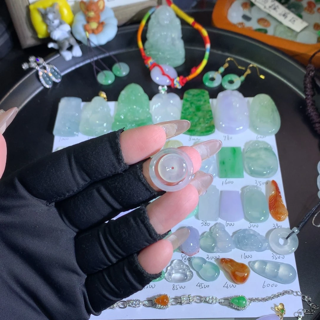 翡翠未镶嵌吊坠(不含链)子母扣