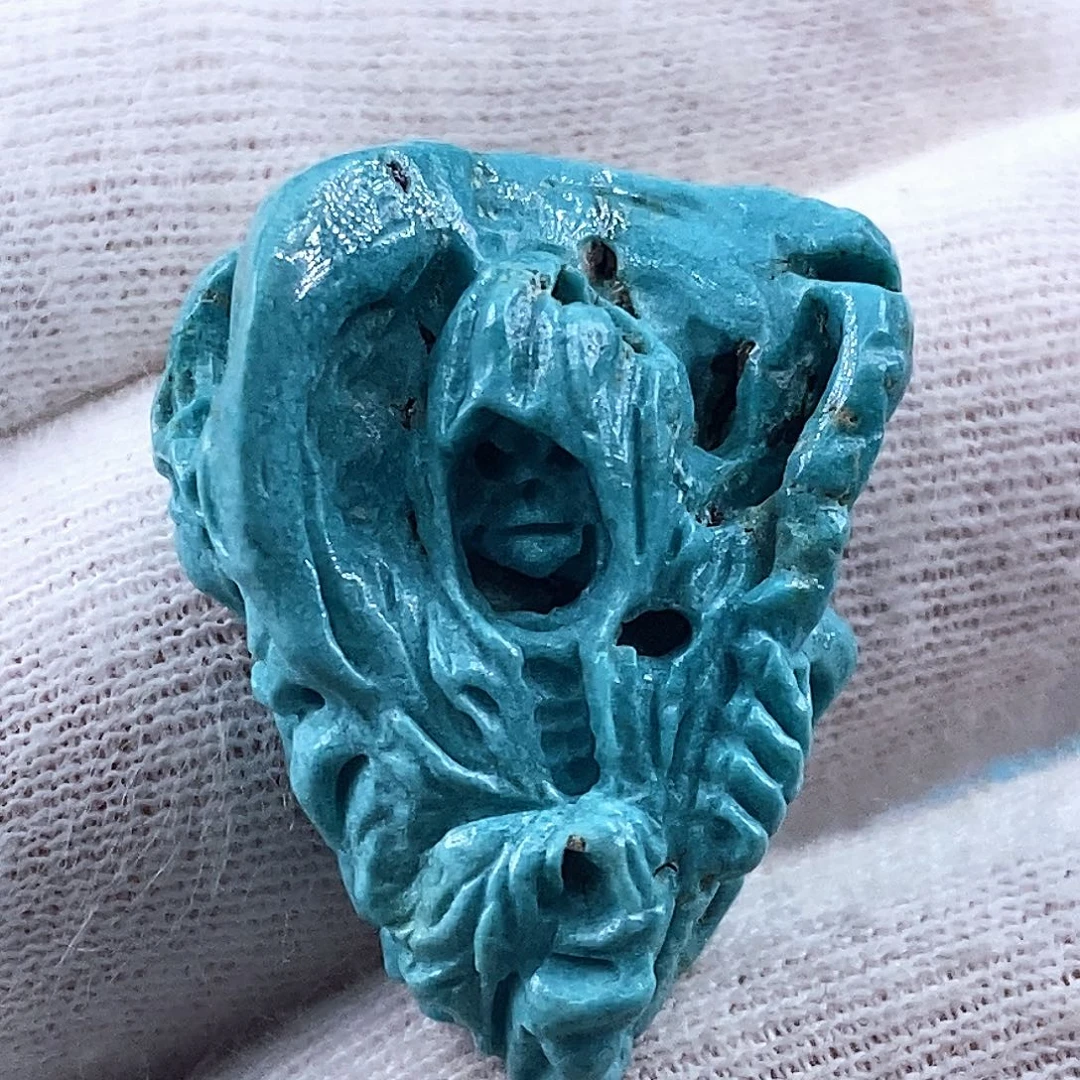 绿松石未镶嵌珠宝奇石