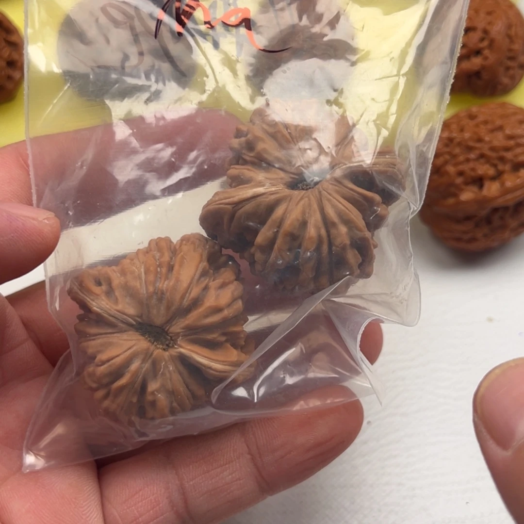 ****a41全品四座楼文玩核桃