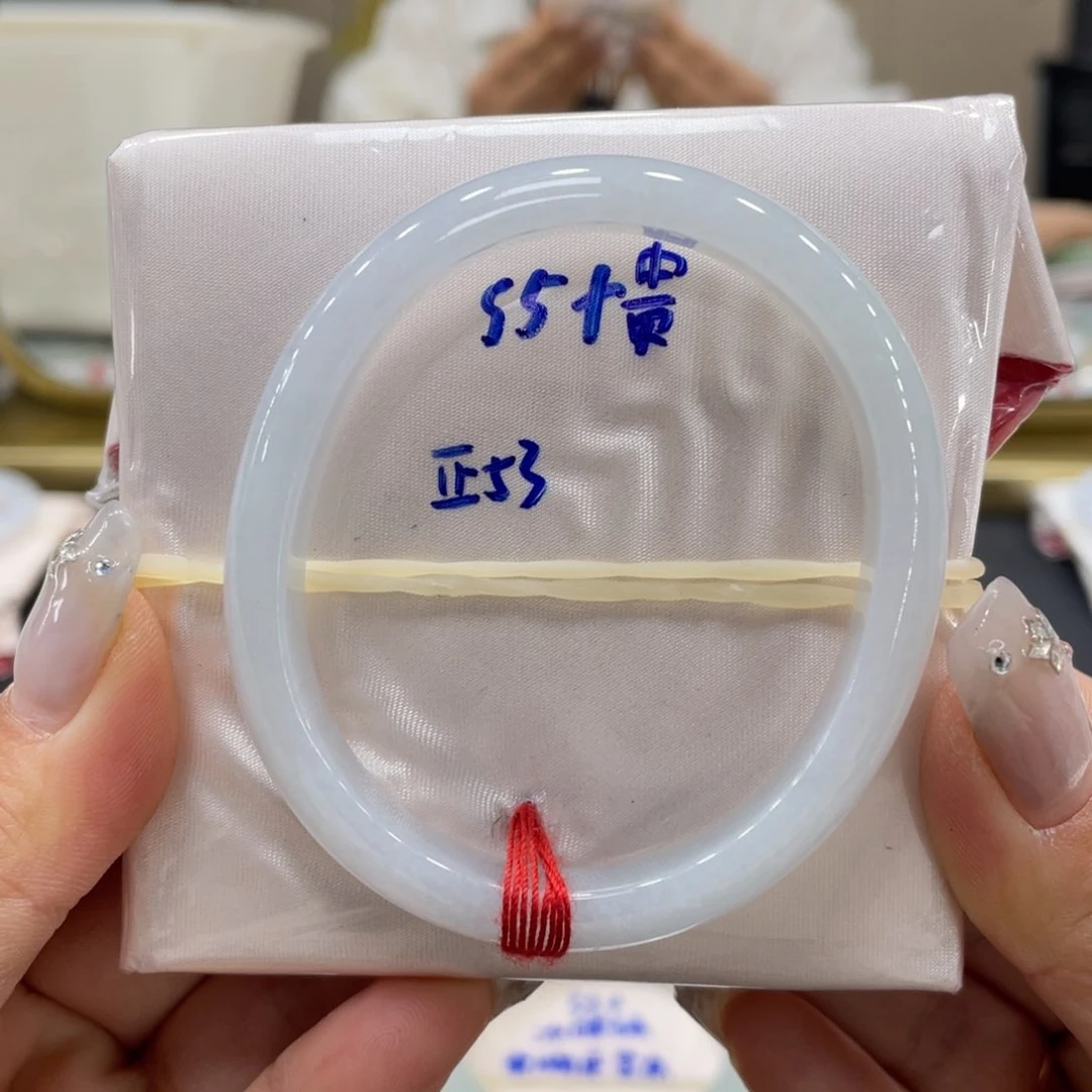 未镶嵌手镯翡翠翡翠