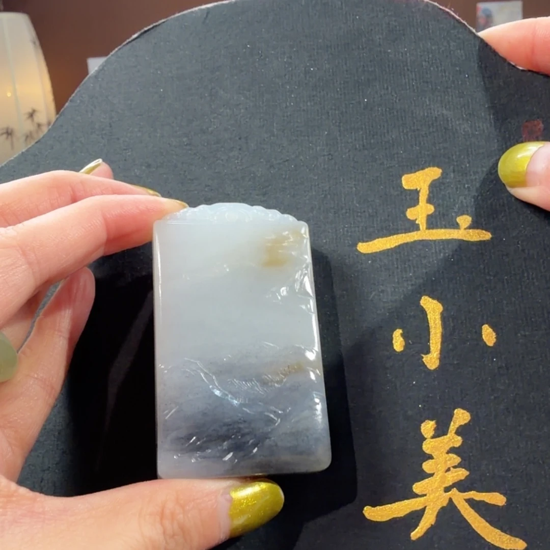 和田玉未镶嵌颈饰大师