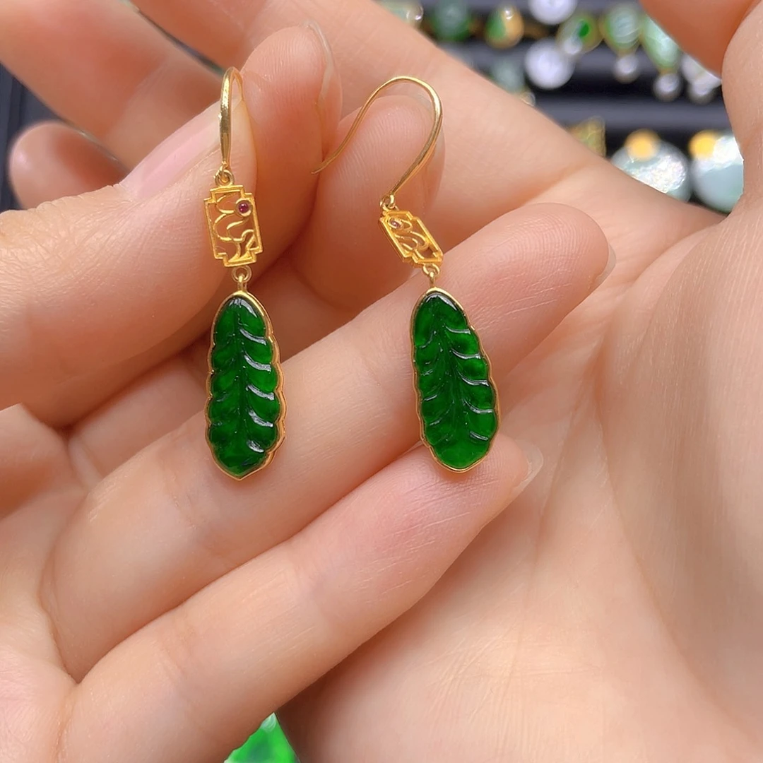 翡翠18K金镶嵌耳饰天然翡翠