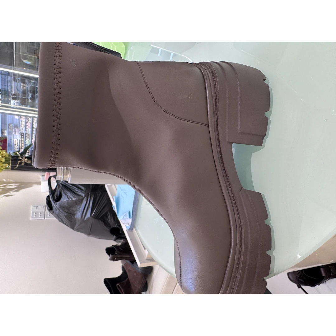 1512-8时尚百搭靴子