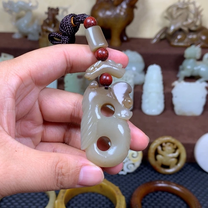 和田玉（糖玉）未镶嵌挂件寒*