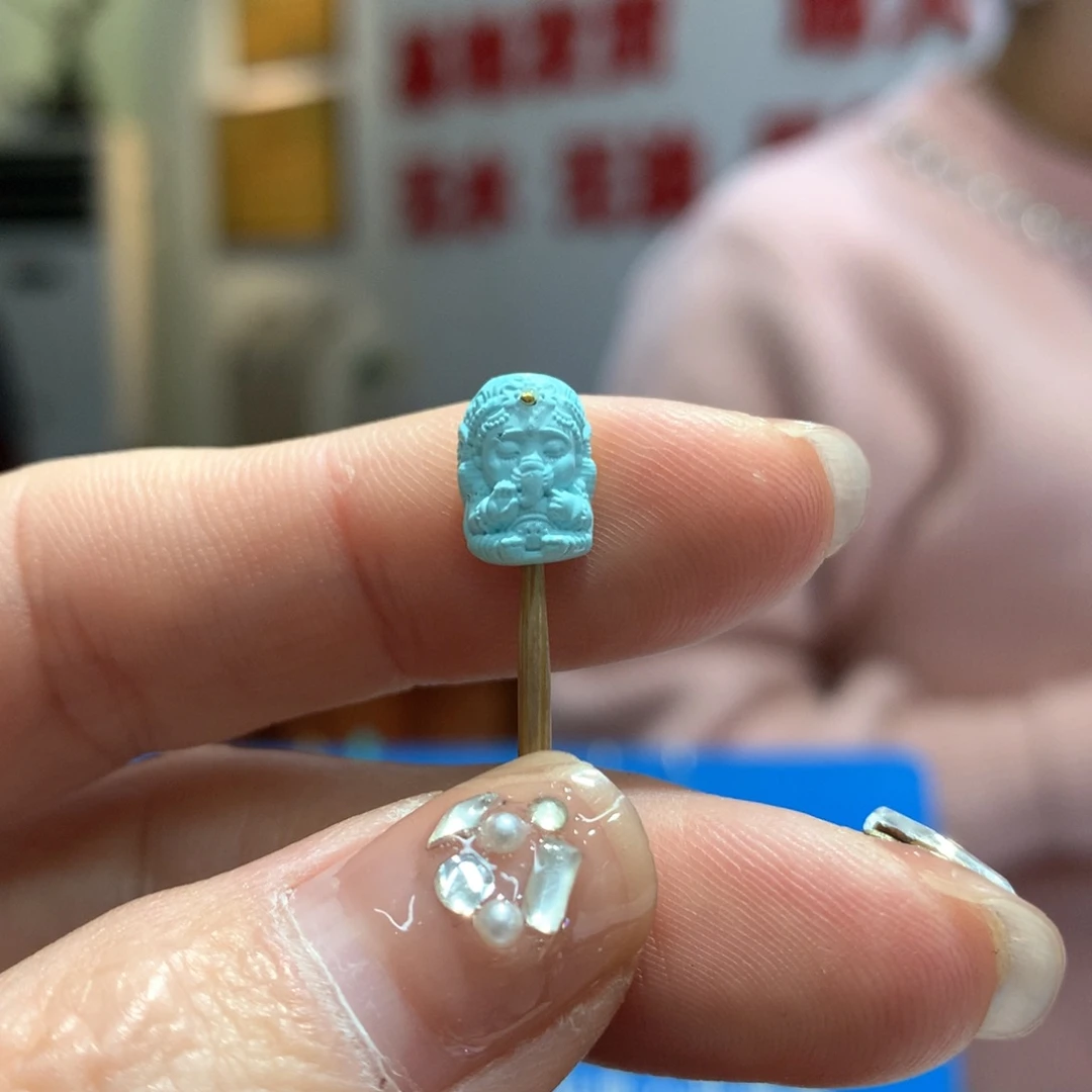 绿松石配饰未镶嵌