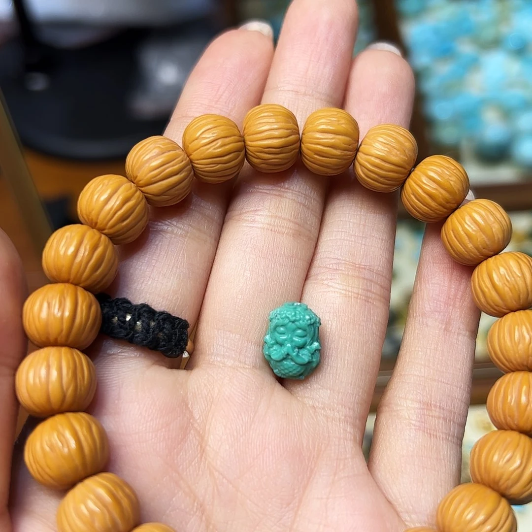 猴头核桃手串冷****猴头核桃