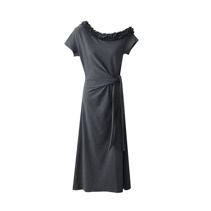 夏季新款时尚轻奢气质木耳边斜领露肩短袖连衣裙收腰显瘦长裙