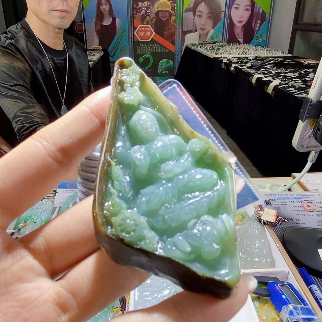 颈饰未镶嵌翡翠翡翠