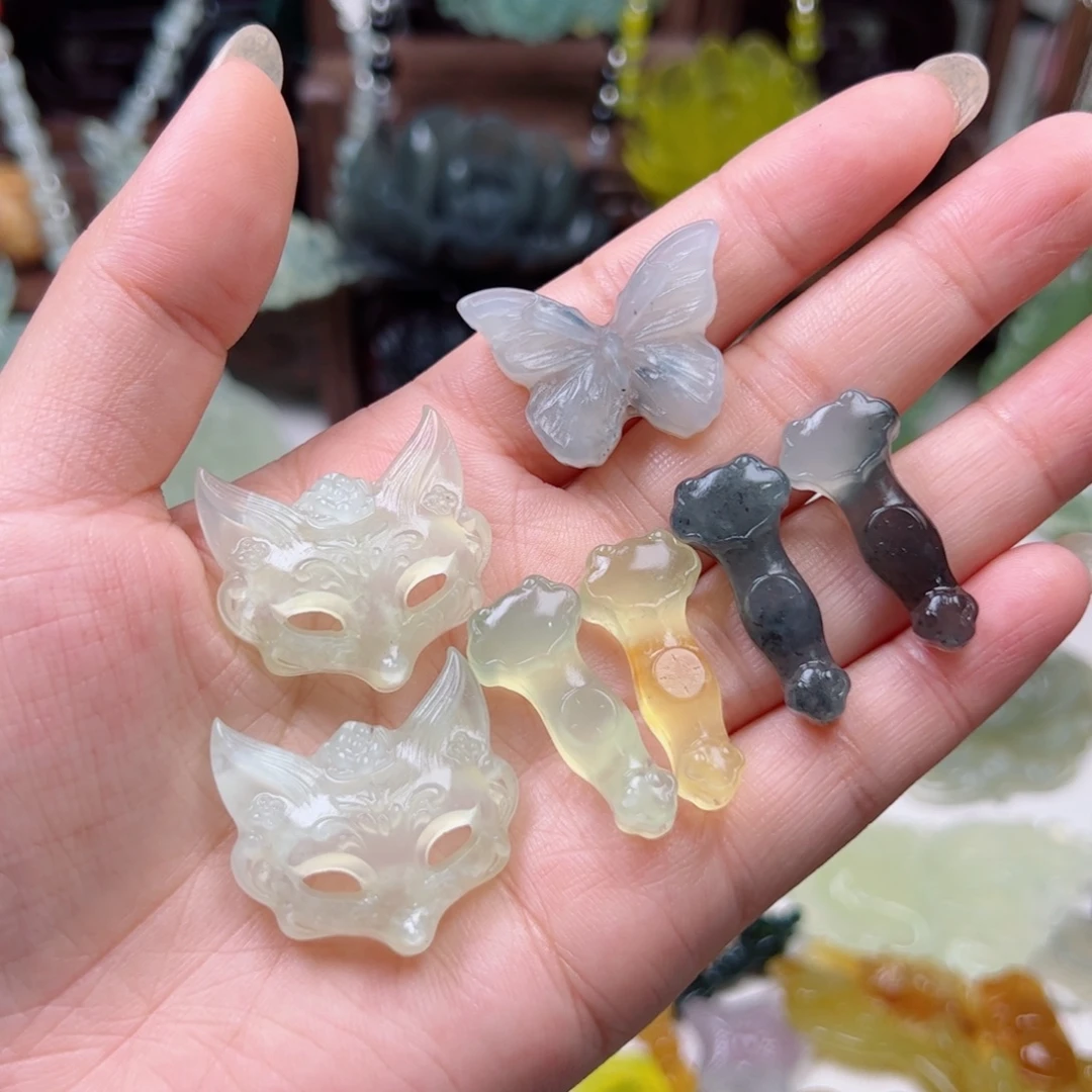 *****未镶嵌蛇纹石玉颈饰