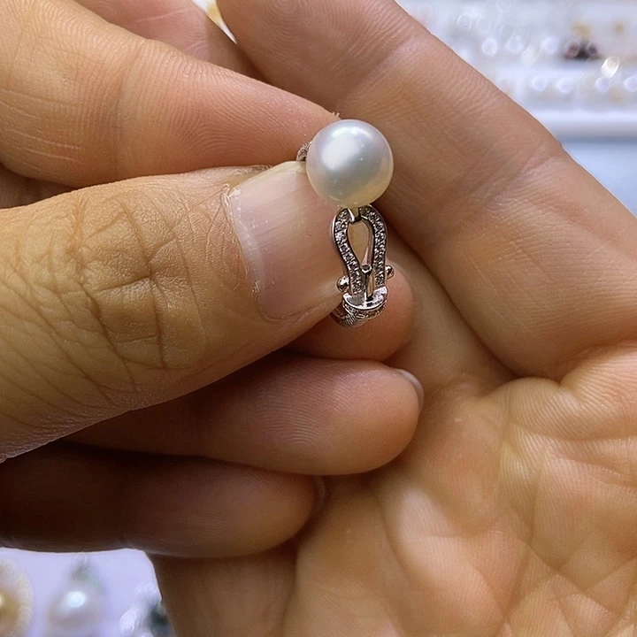 银S925镶嵌淡水珍珠戒指