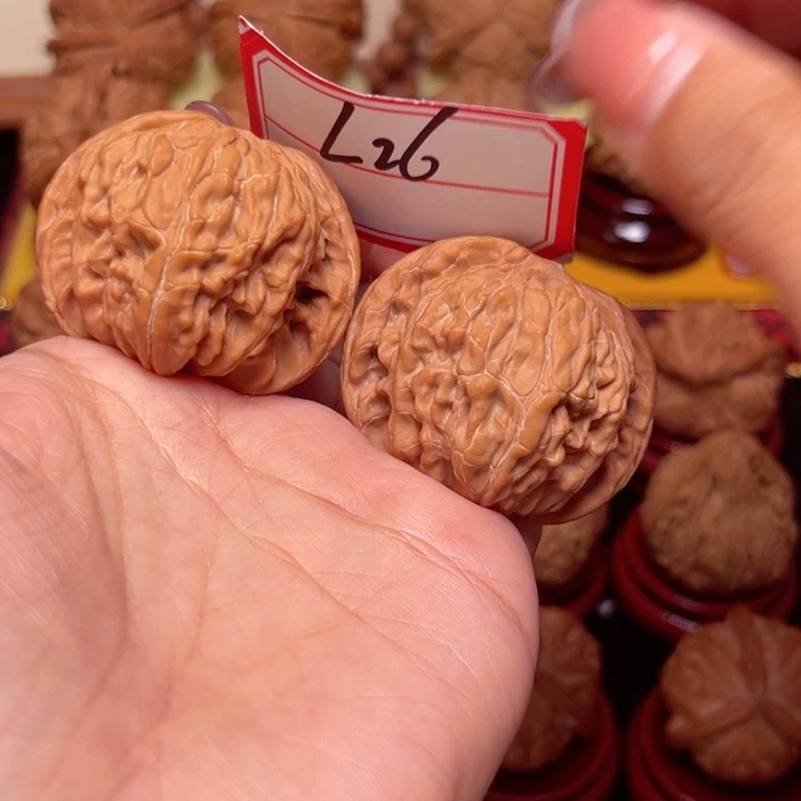 文玩核桃把件44全品毕业山地磨盘26