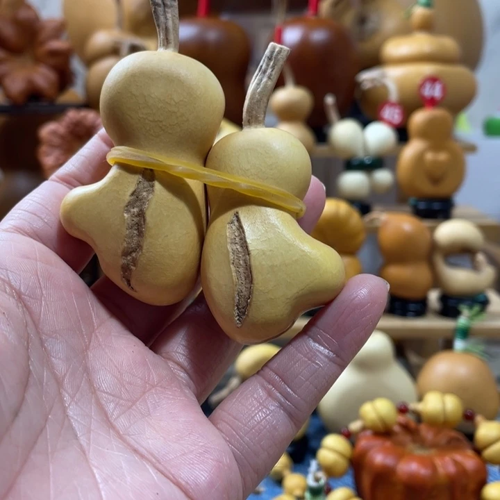 ****、150美好的一天从吃瓜开始啦羞