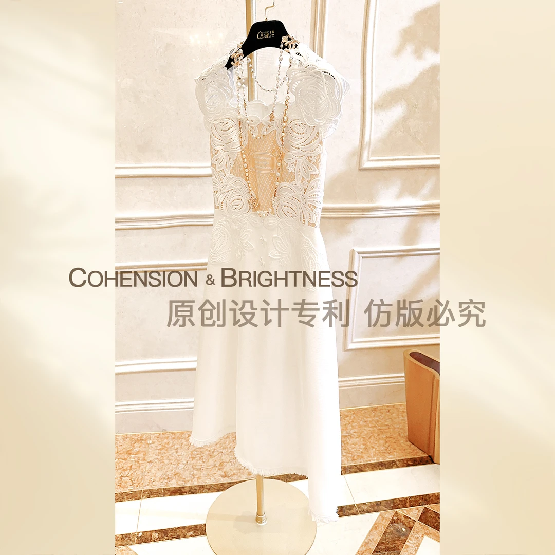 凝慧真的好【经典协奏】蕾丝镂空拼接新中式A字连衣裙LP158