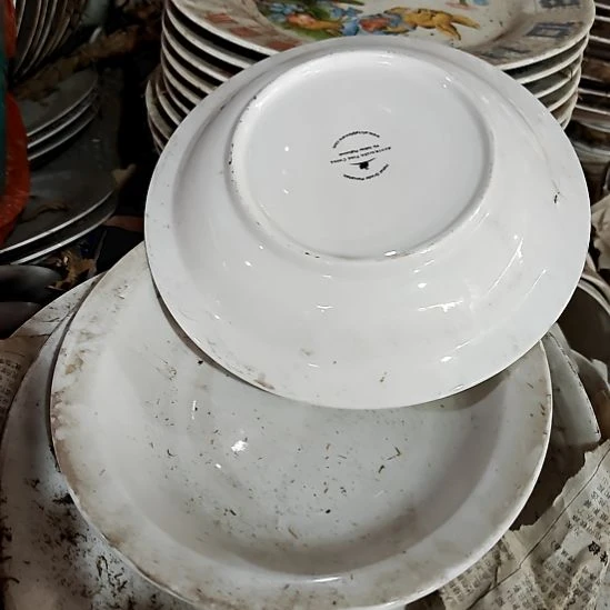 摆件陶瓷盘子碗啥都有