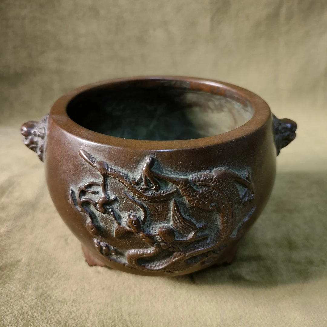 香炉珍宝狮首耳双龙炉（早期）高8cm口径9.5cm 编号L41