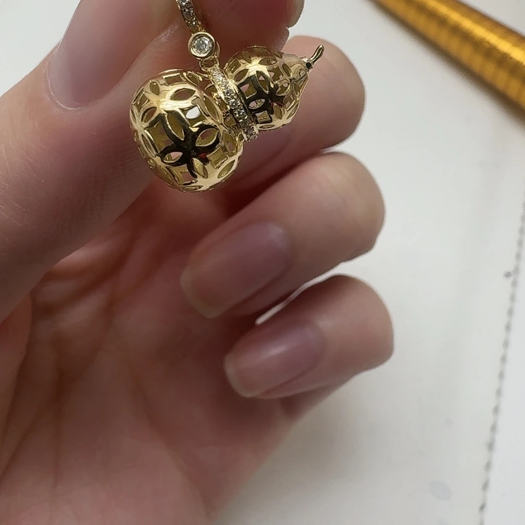 钻石颈饰18K金镶嵌成品