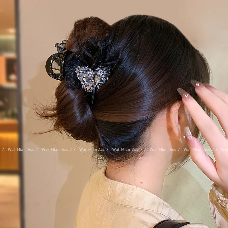 轻奢网红镶钻蝴蝶抓夹女高级感黑色裙摆中号鲨鱼夹发量少全盘发夹