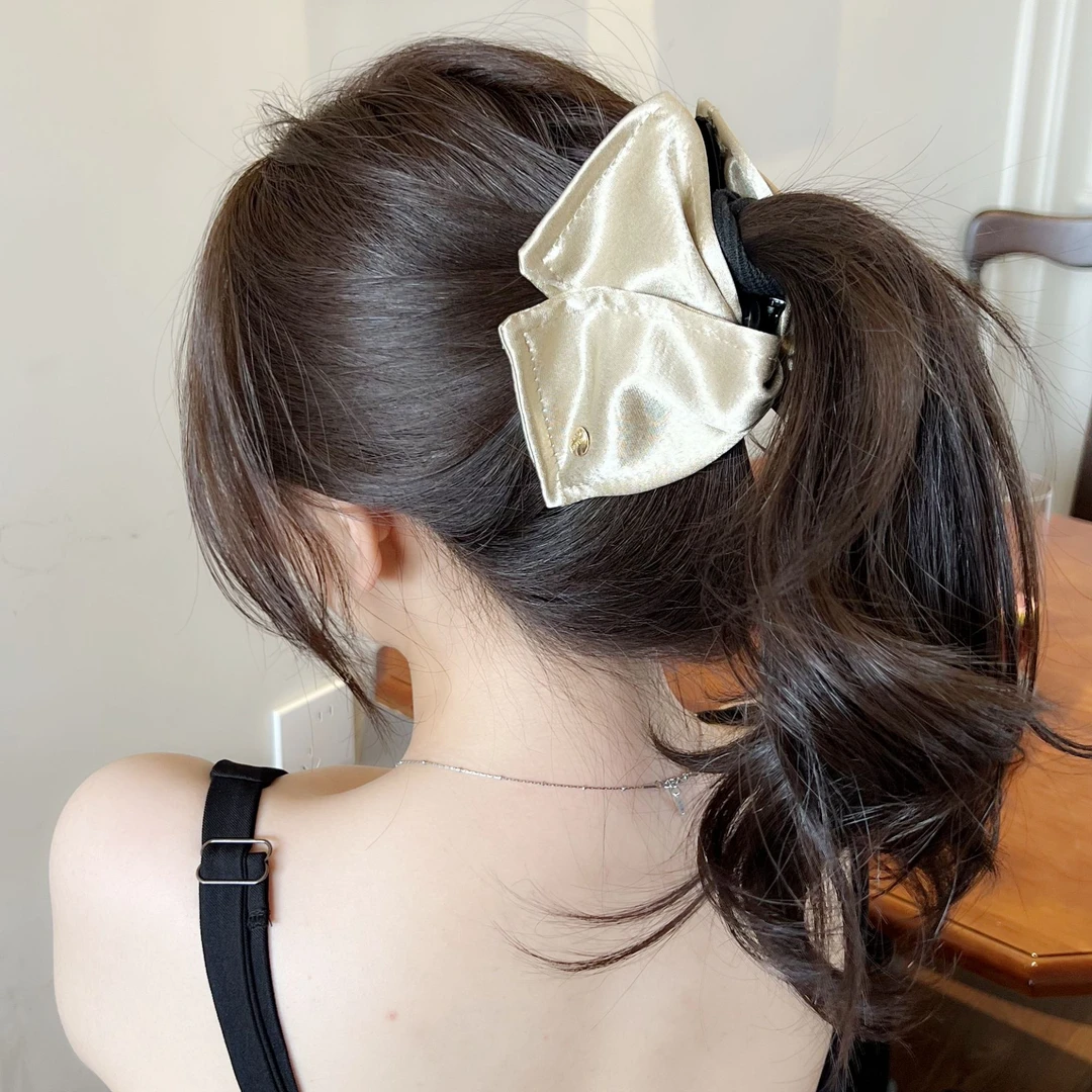 法式简约布艺贝壳抓夹女2025新款高级感后脑勺发夹气质鲨鱼夹发饰