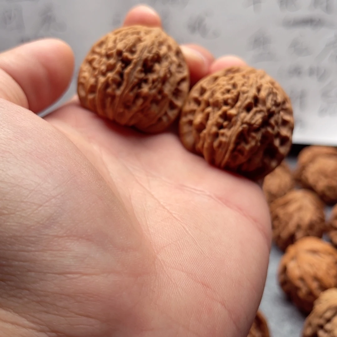 文玩核桃把件山地四座楼