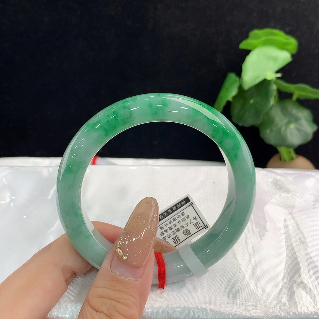 翡翠手镯未镶嵌正56.5