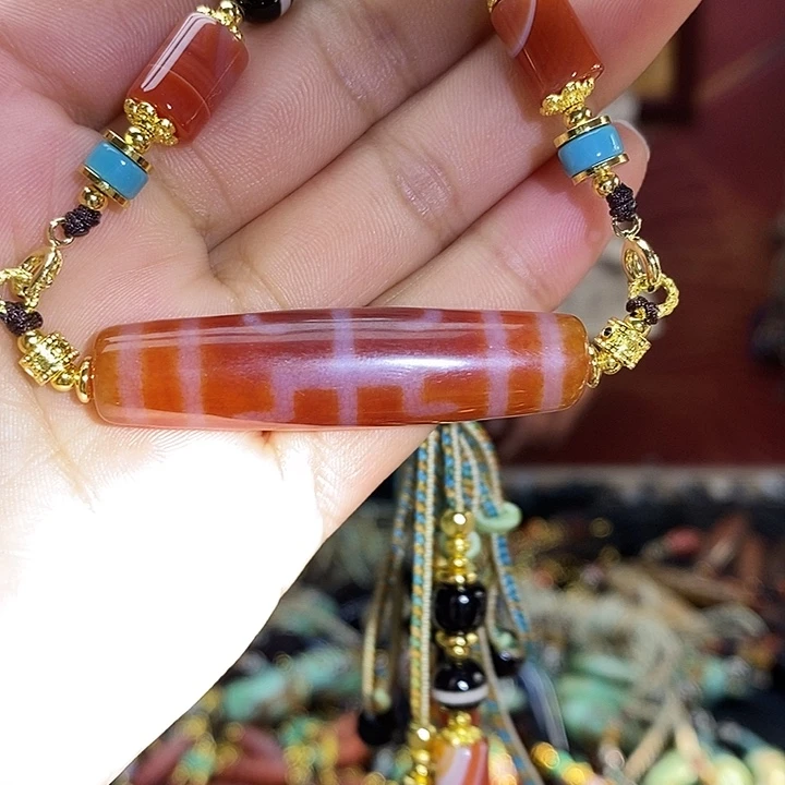 玛瑙/玉髓合金颈饰