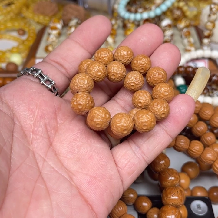 猴头核桃吊坠飞**人10号