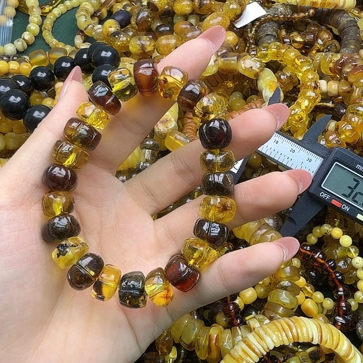 琥珀未镶嵌珠宝奇石