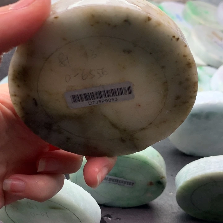 未镶嵌翡翠定制翡翠