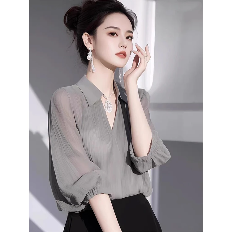 2025春秋款法式减龄百搭显瘦长袖衬衫小众设计感宽松轻奢灰色衬衣