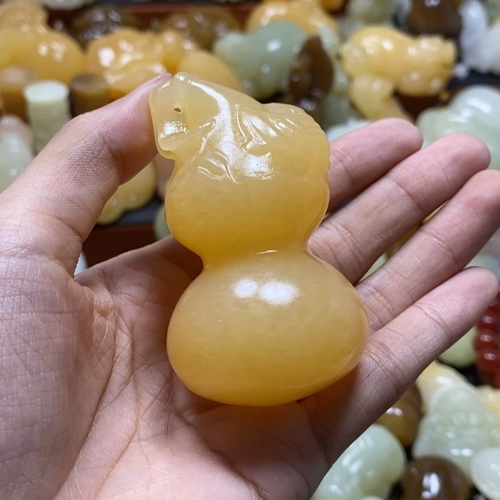 完全开放黄色葫芦